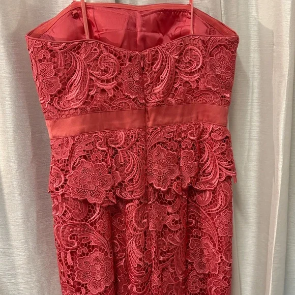 CACHE Coral Pink Floral Lace Peplum Strapless Dress EUC Size 8 - Picture 7 of 11
